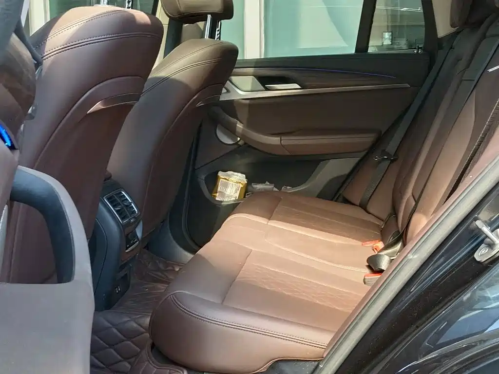 BMW X3 — миниатюра 7