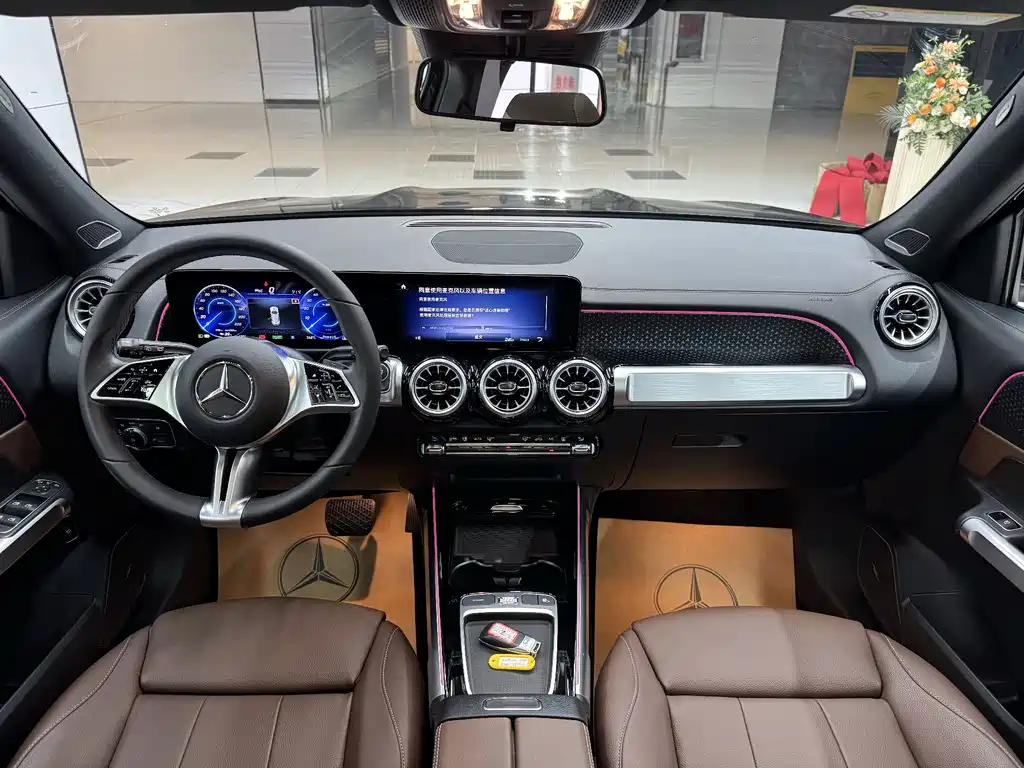 Mercedes-Benz EQB — миниатюра 15