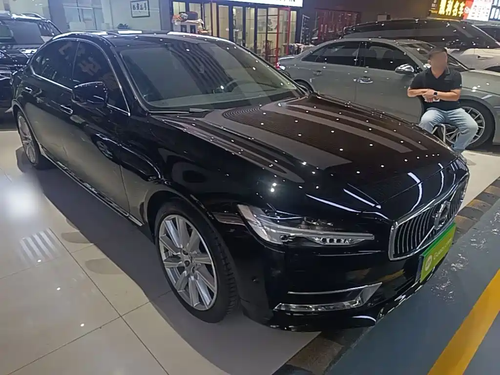 Volvo S90 — миниатюра 4
