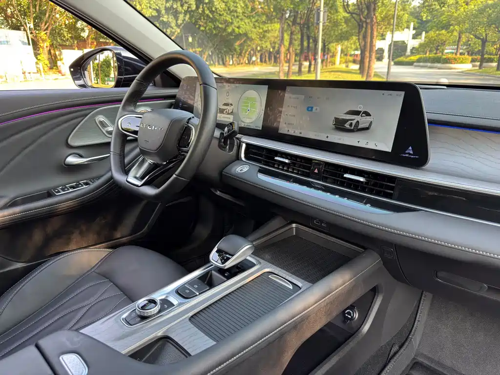 Chery Arrizo 8 — миниатюра 17