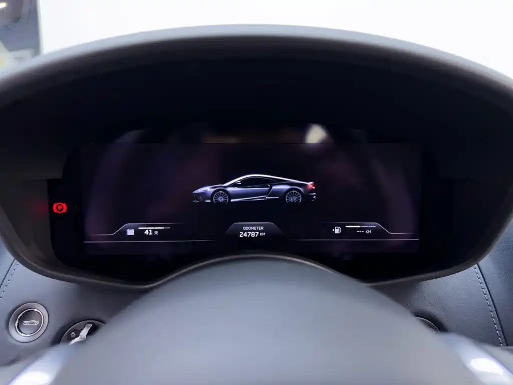 McLaren GT — миниатюра 21