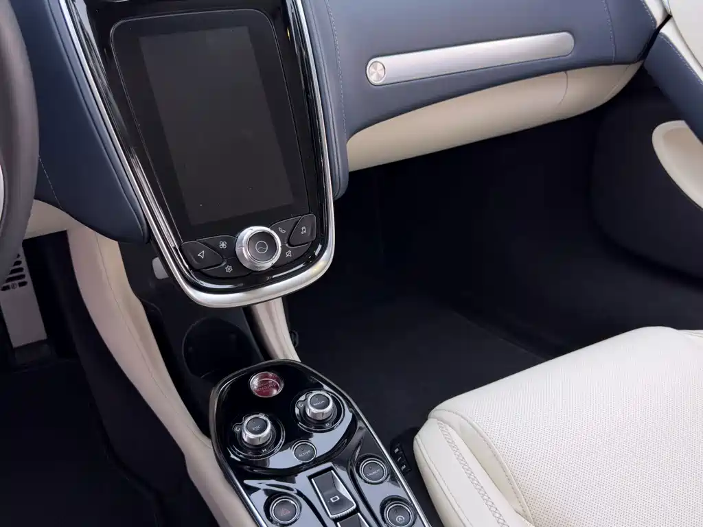 McLaren GT — миниатюра 22