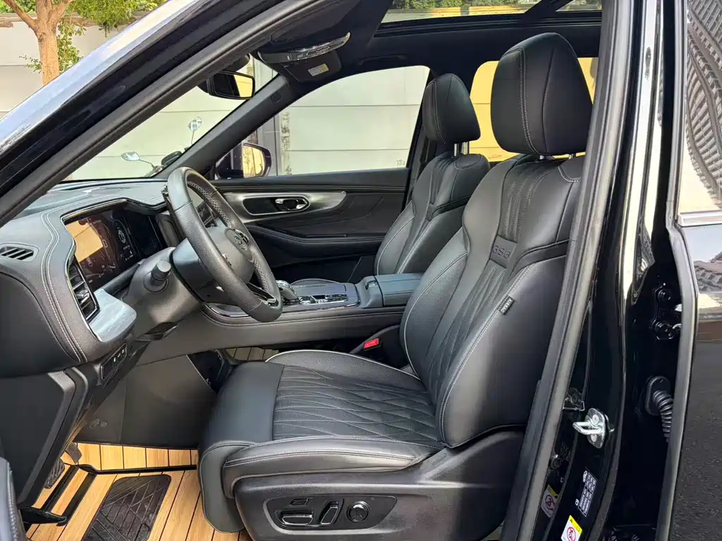 GAC Motor Trumpchi GS8 — миниатюра 9