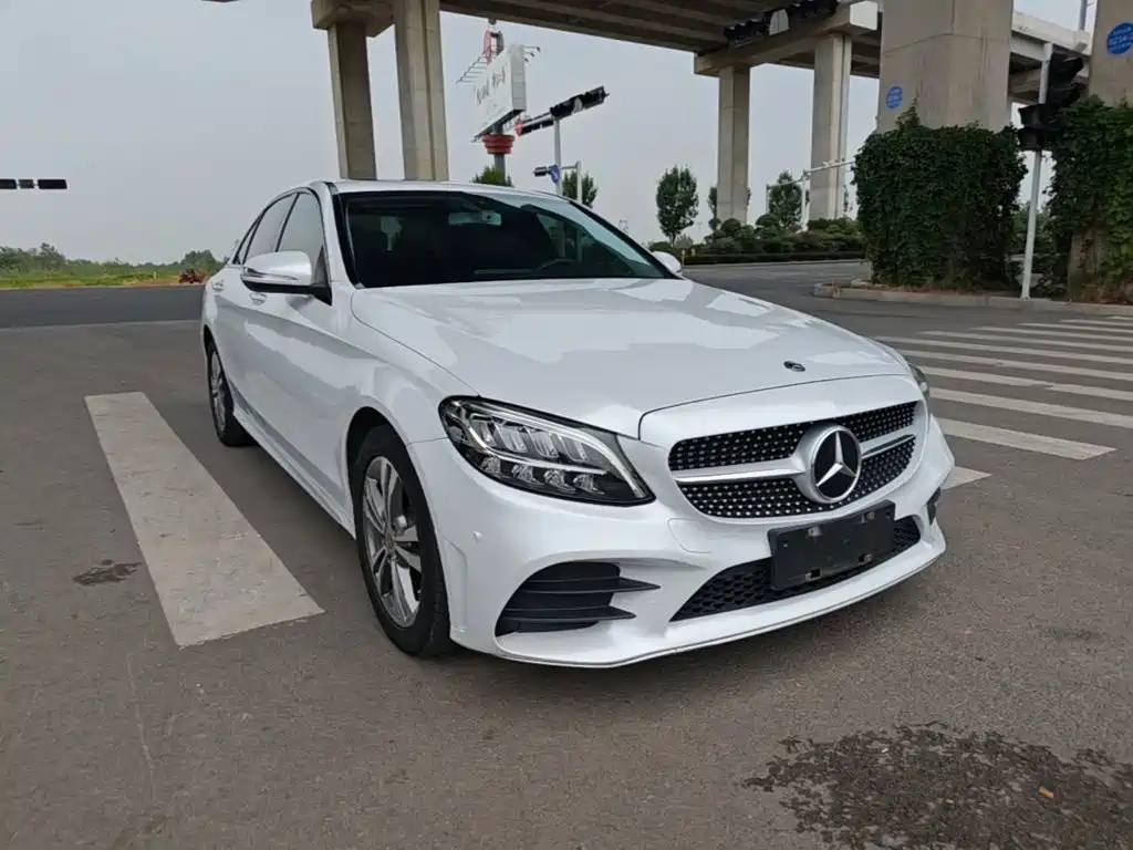 Mercedes-Benz C-Class — миниатюра 4