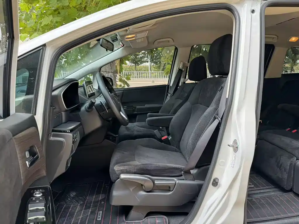 Honda Odyssey — миниатюра 7