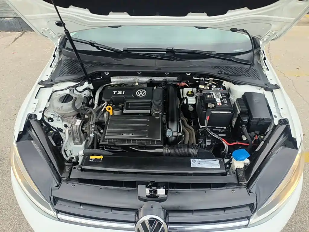 Volkswagen Golf — миниатюра 20
