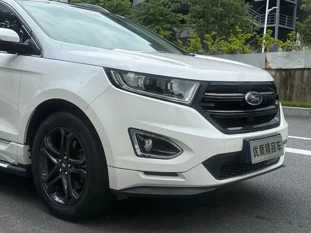 Ford Edge — миниатюра 7