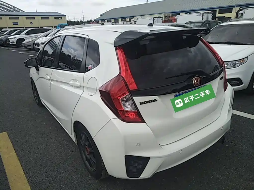 Honda Fit — миниатюра 5