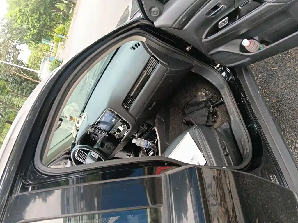 Mitsubishi Outlander — миниатюра 19