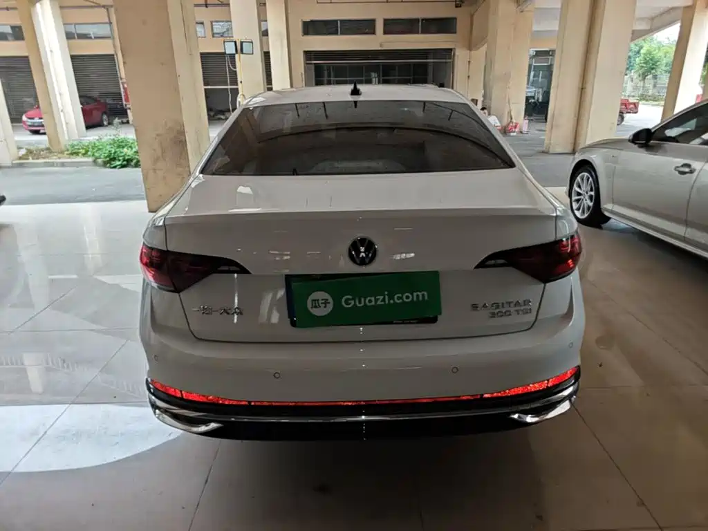 Volkswagen Sagitar — миниатюра 6