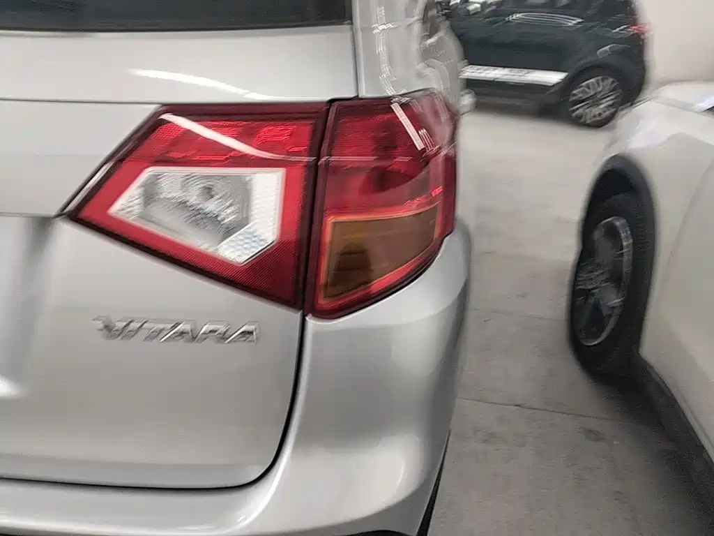 Suzuki Vitara — миниатюра 8