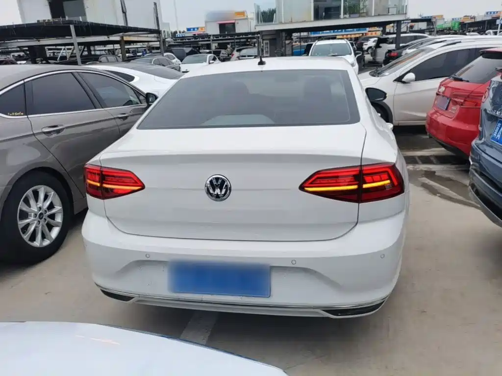 Volkswagen Lamando — миниатюра 6