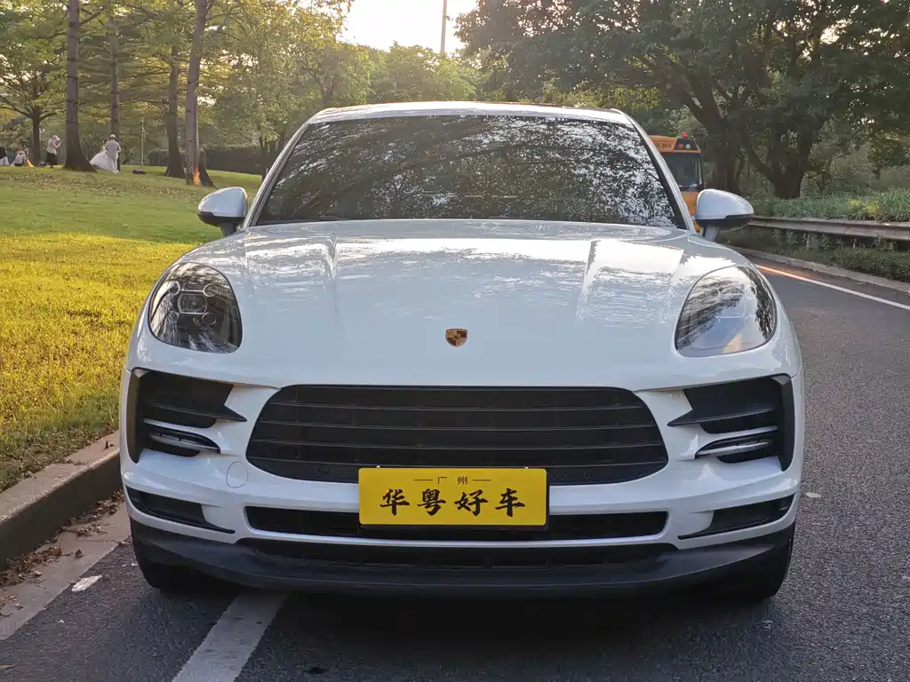 Porsche Macan — миниатюра 2