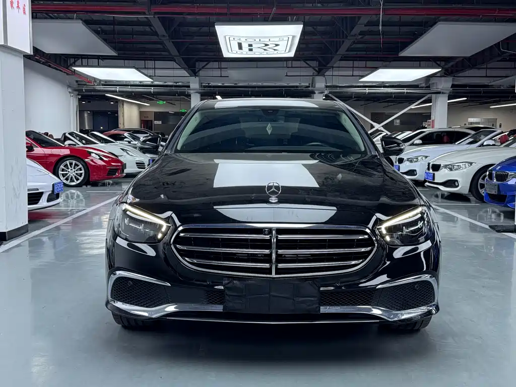 Mercedes-Benz E-Class 2022 — фото 2