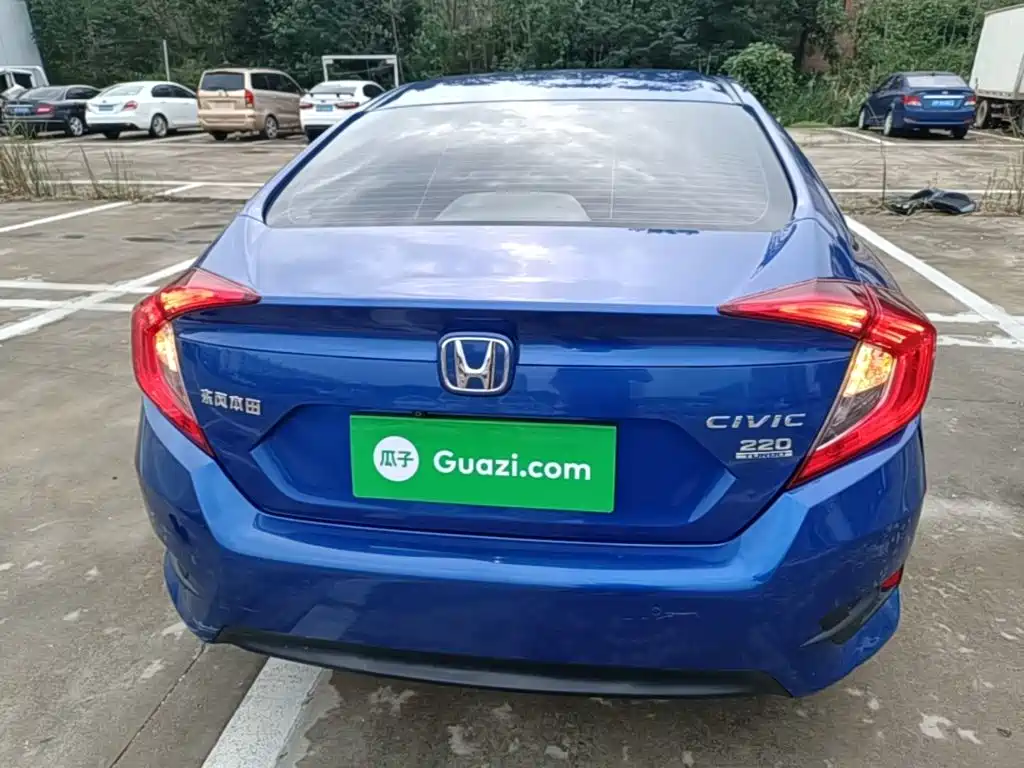 Honda Civic — миниатюра 6
