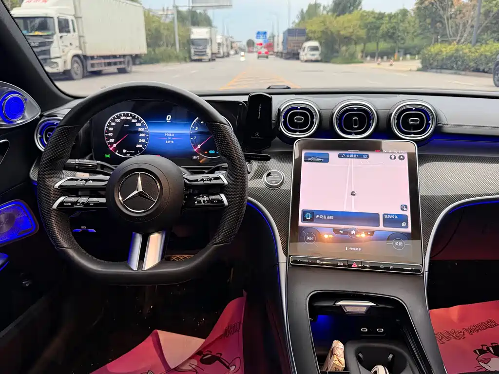 Mercedes-Benz C-Class — миниатюра 11
