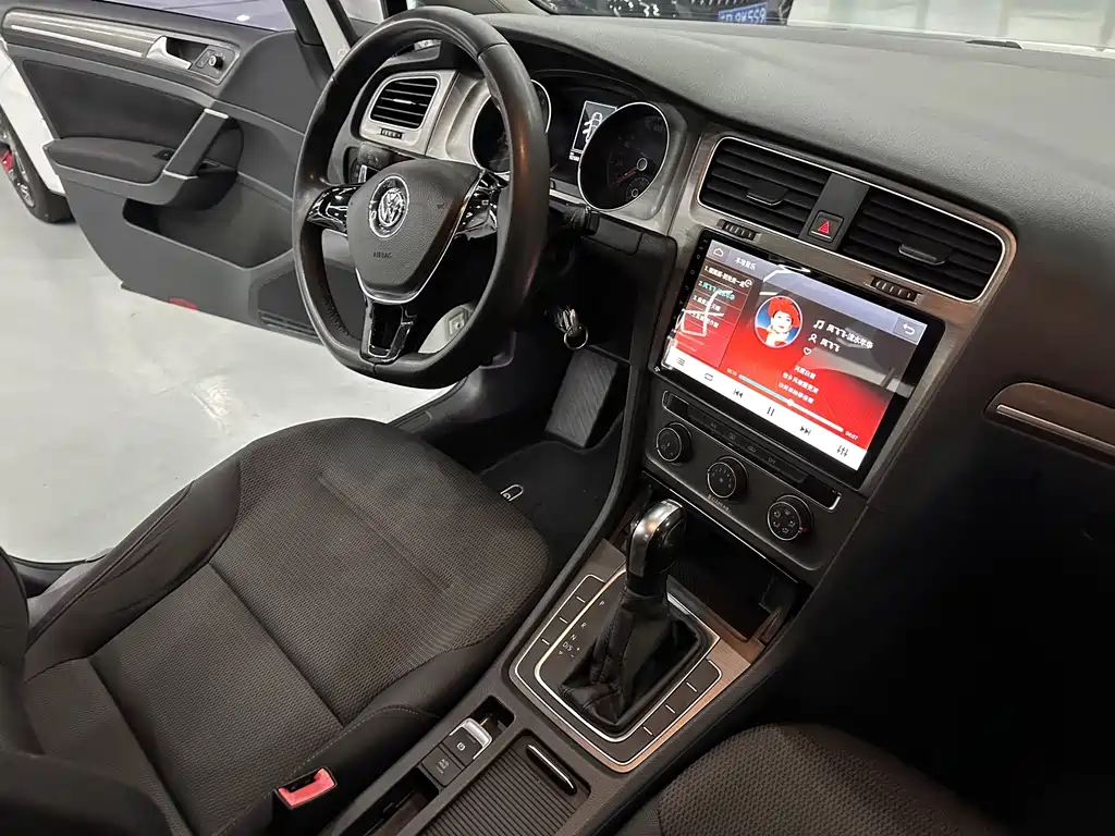Volkswagen Golf — миниатюра 7