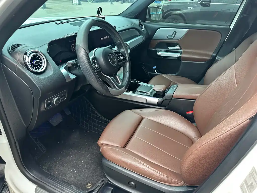 Mercedes-Benz GLB — миниатюра 3