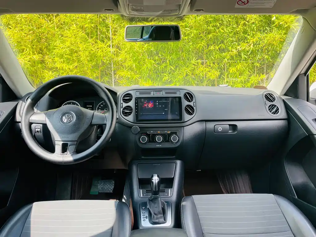 Volkswagen Tiguan — миниатюра 8