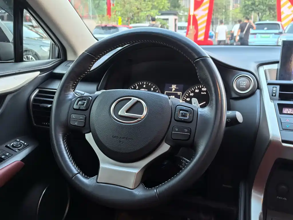 Lexus NX — миниатюра 13