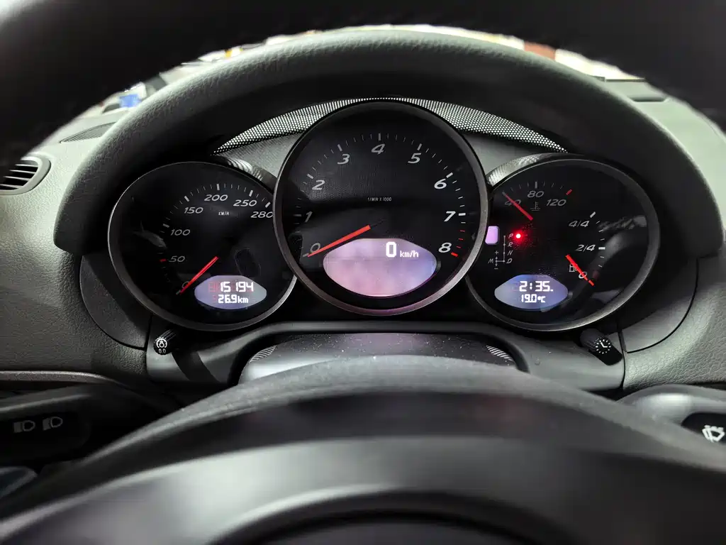 Porsche Boxster 2011 Boxster Black Edition 2.9L