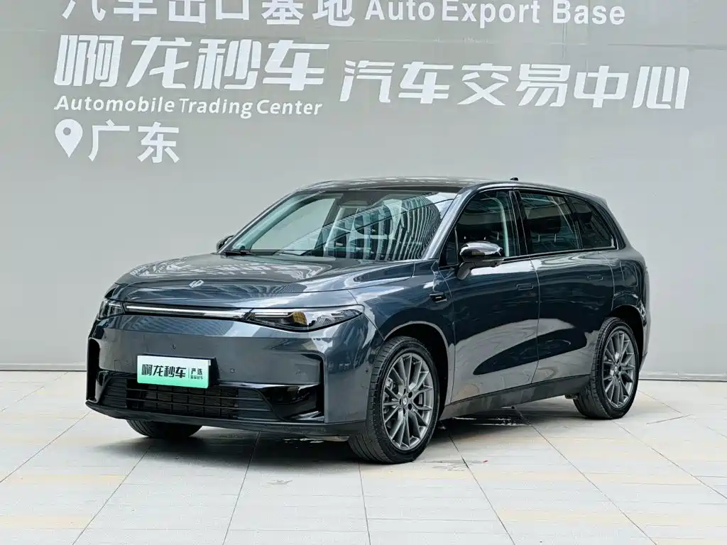 Leapmotor C10