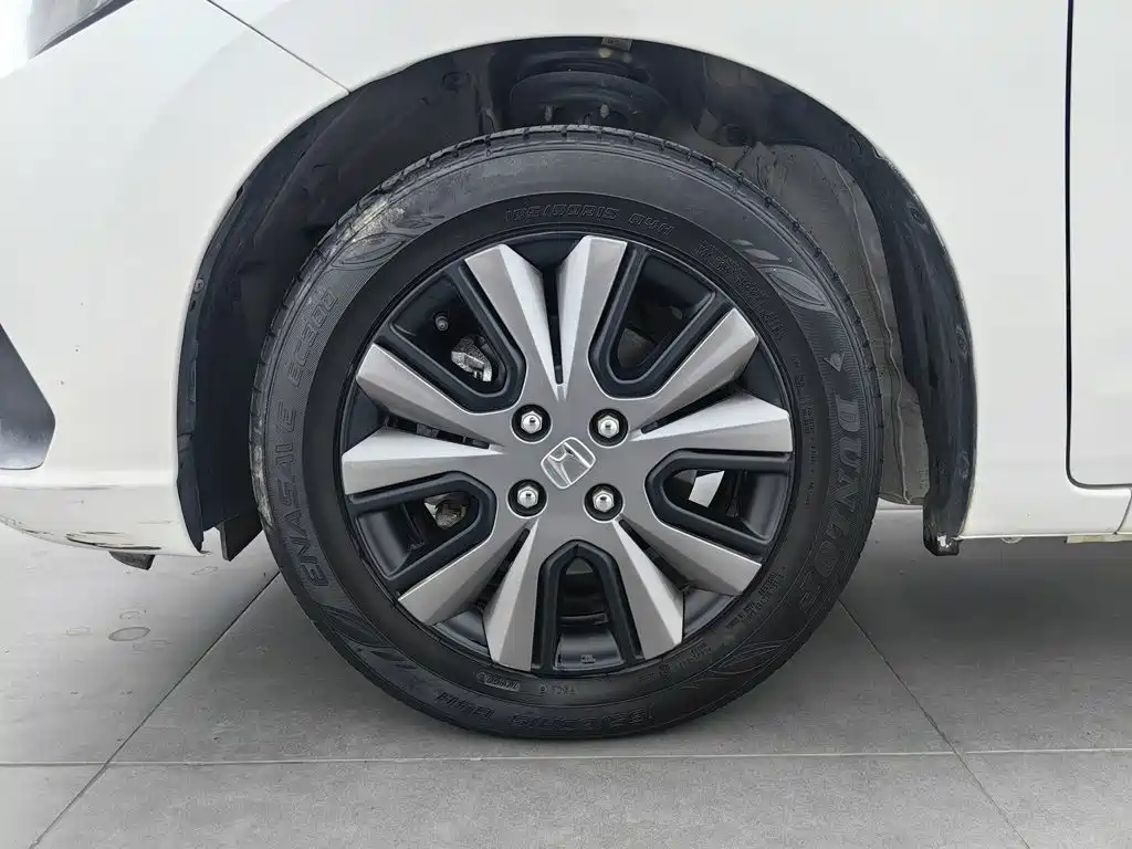Honda Fit — миниатюра 17