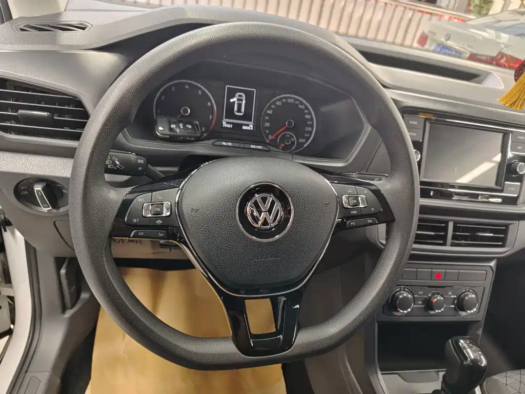 Volkswagen T-Cross — миниатюра 5