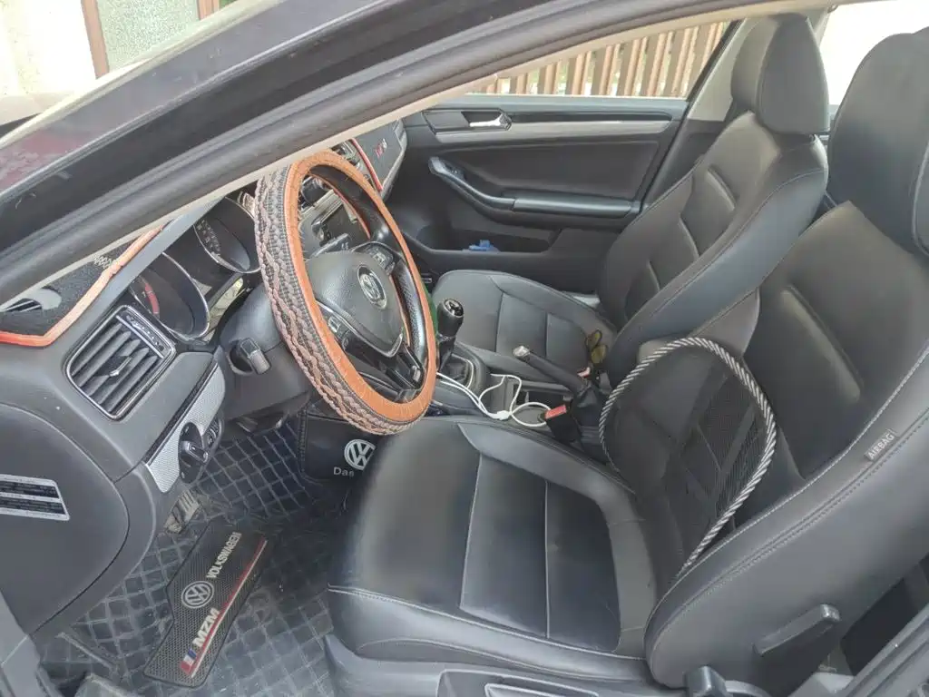 Volkswagen Sagitar — миниатюра 11