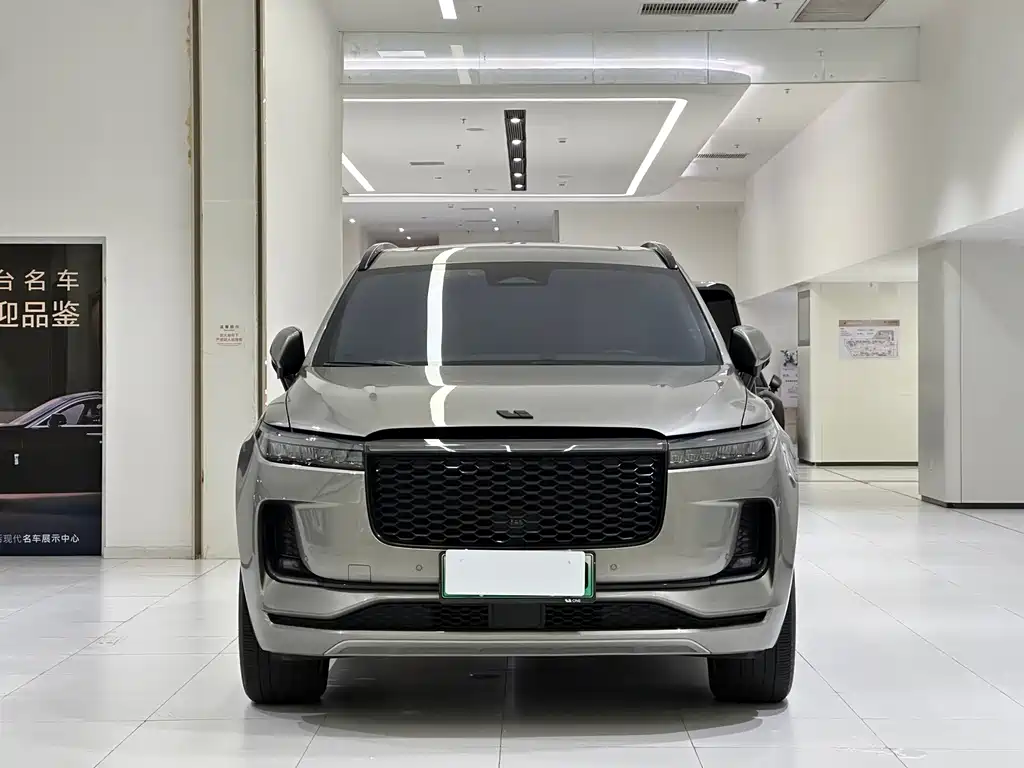 Li Auto Li ONE — миниатюра 2