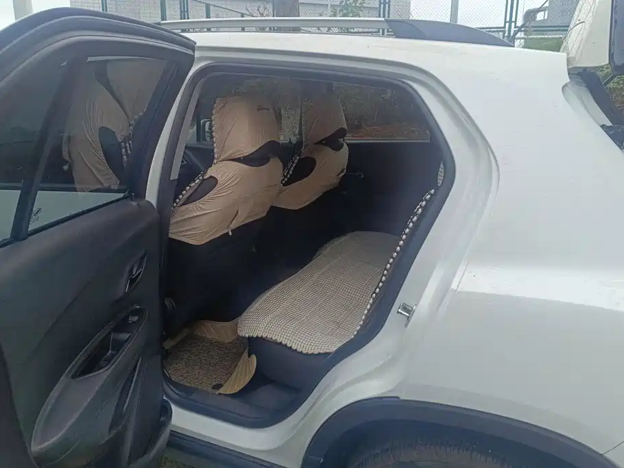 Chevrolet Trax — миниатюра 11