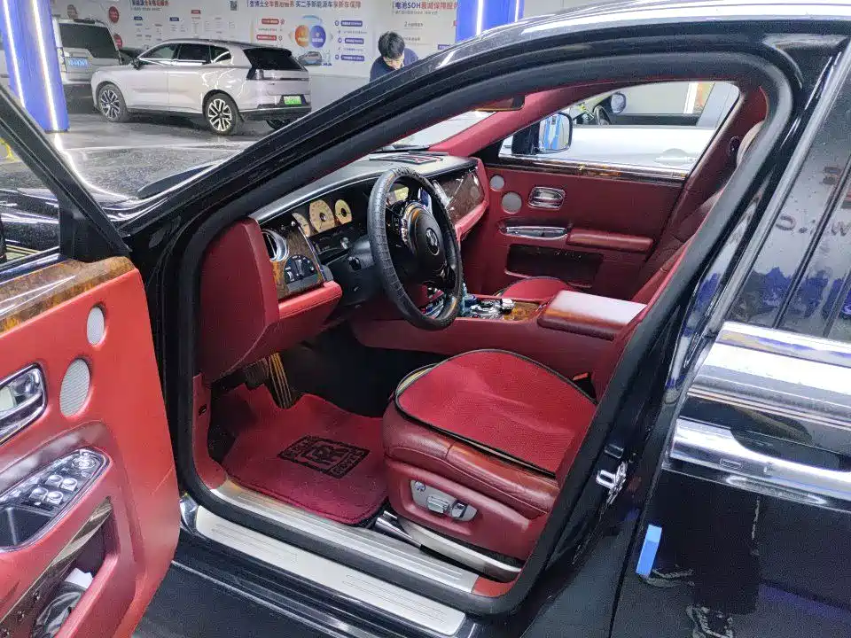 Rolls-Royce Ghost — миниатюра 7
