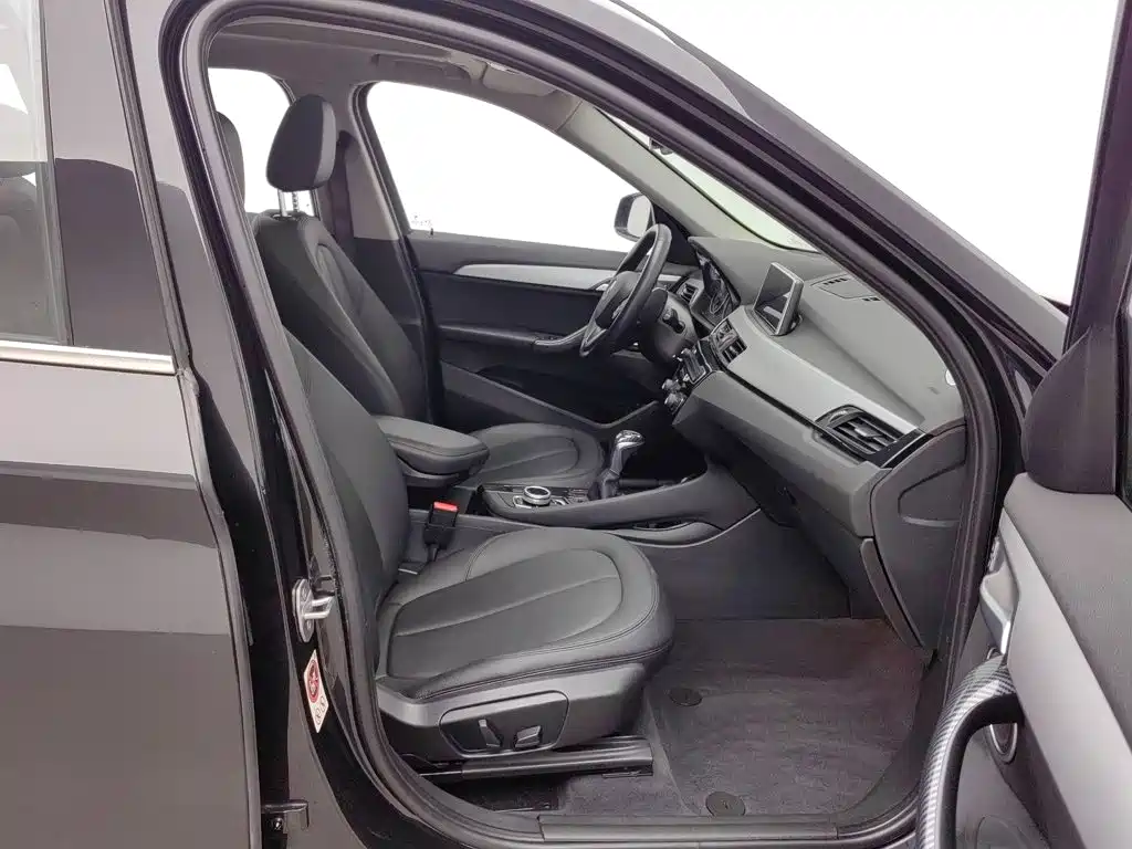 BMW X1 — миниатюра 23