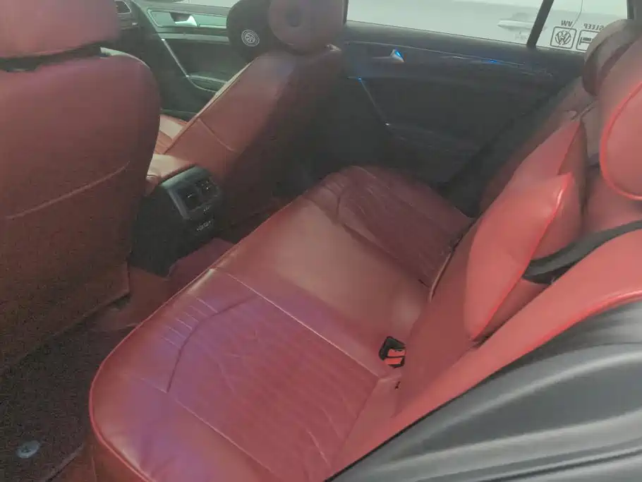 Volkswagen Golf — миниатюра 11