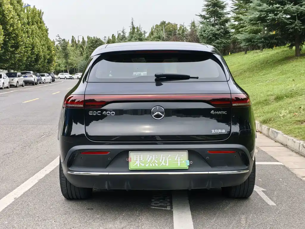 Mercedes-Benz EQC — миниатюра 11