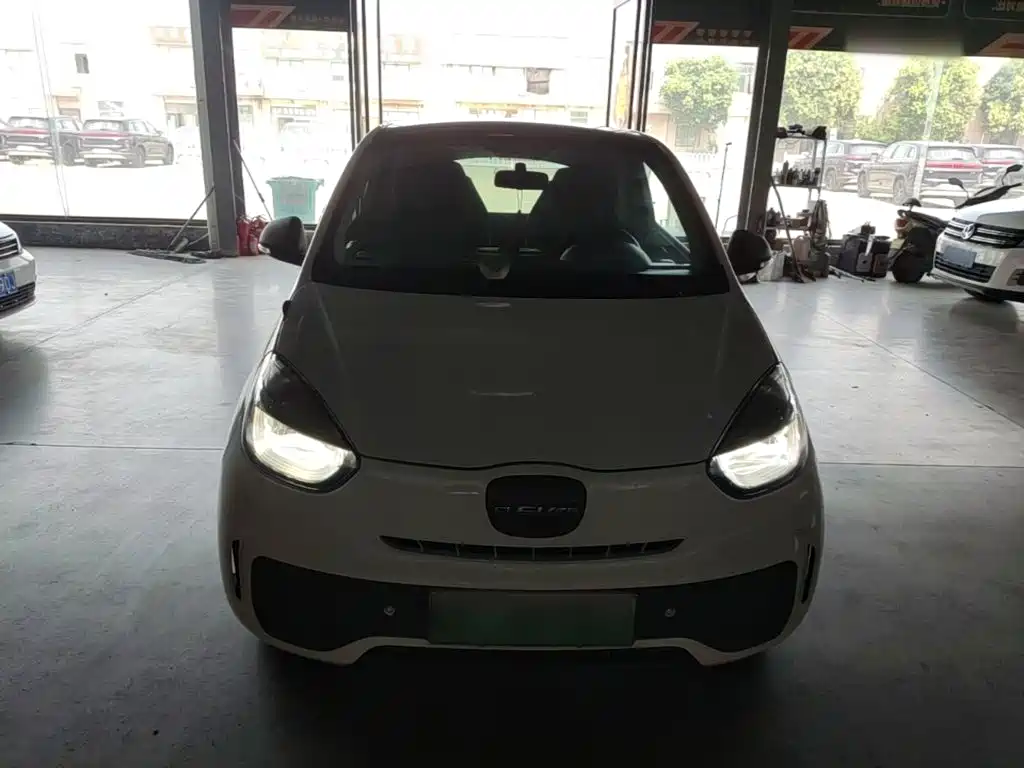 Roewe Clever — миниатюра 3