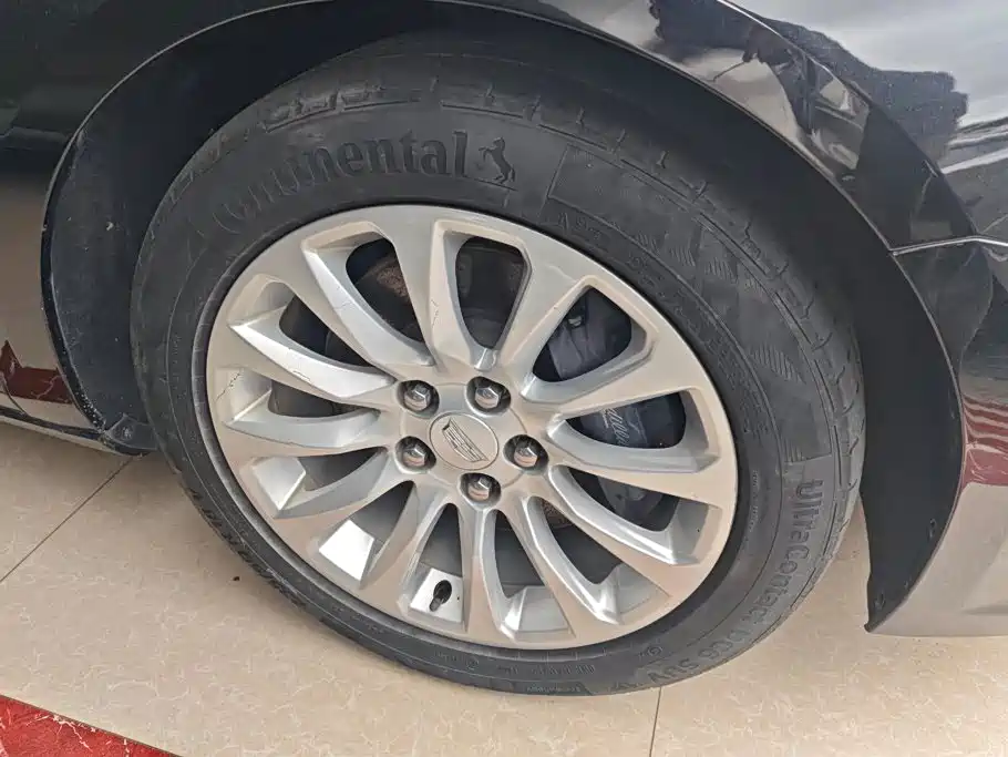 Cadillac XTS — миниатюра 6