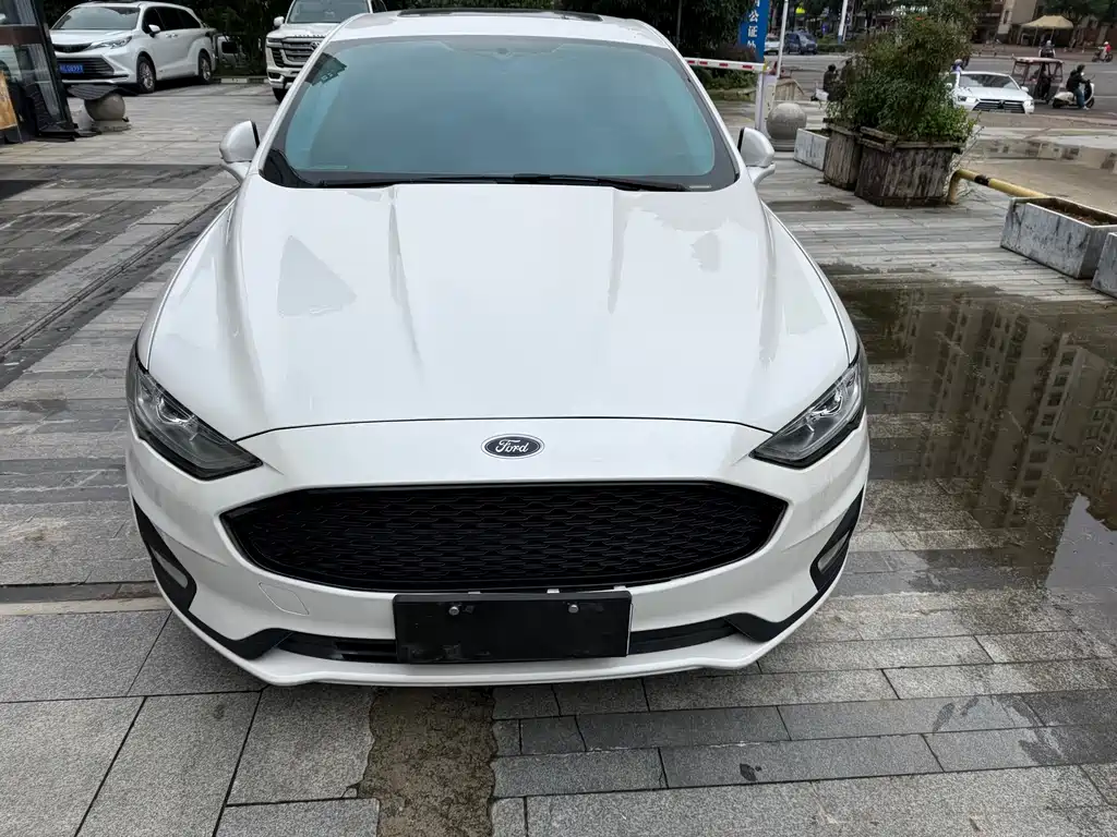 Ford Mondeo — миниатюра 3