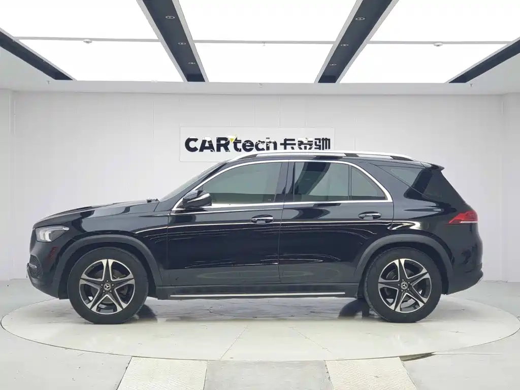 Mercedes-Benz GLE 2022 — фото 2