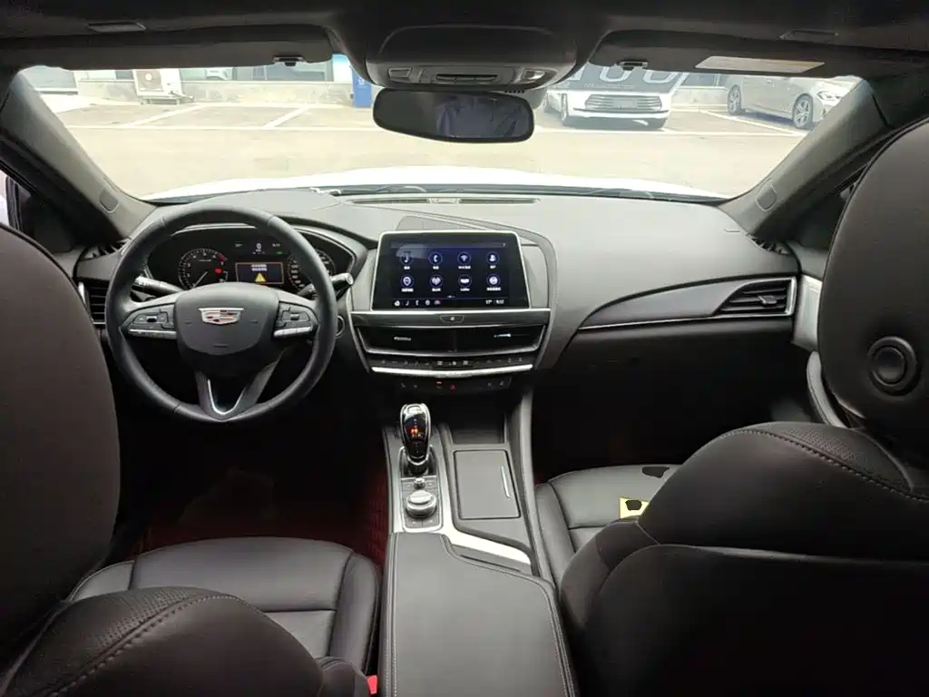 Cadillac CT5 — миниатюра 10