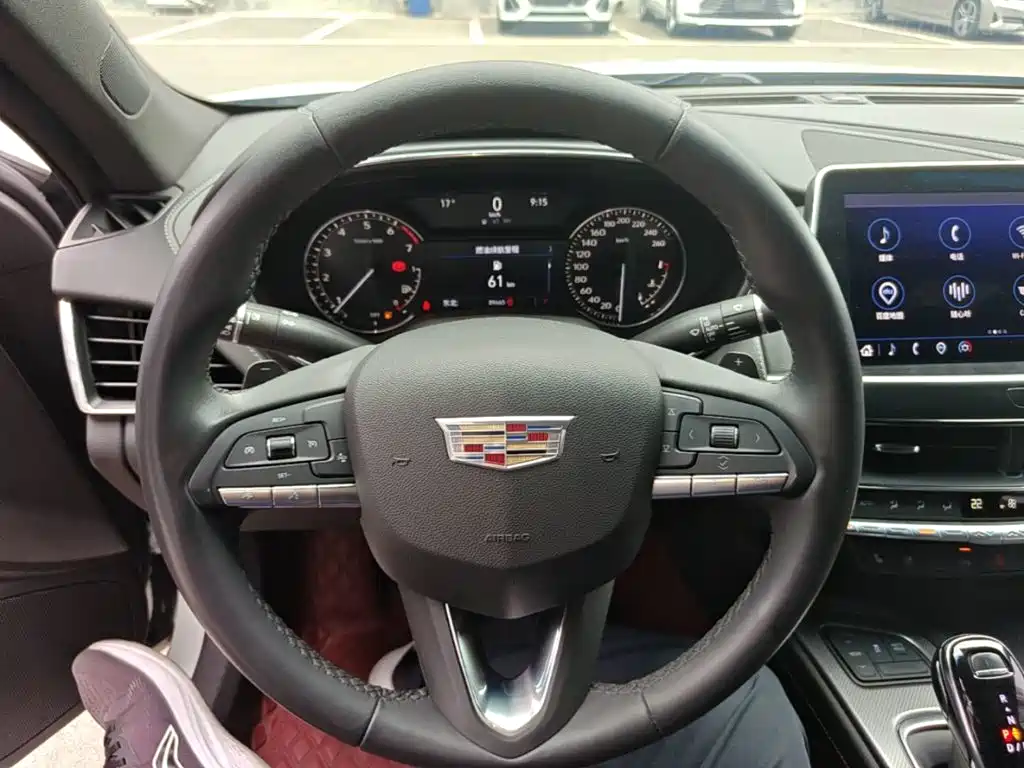 Cadillac CT5 — миниатюра 11
