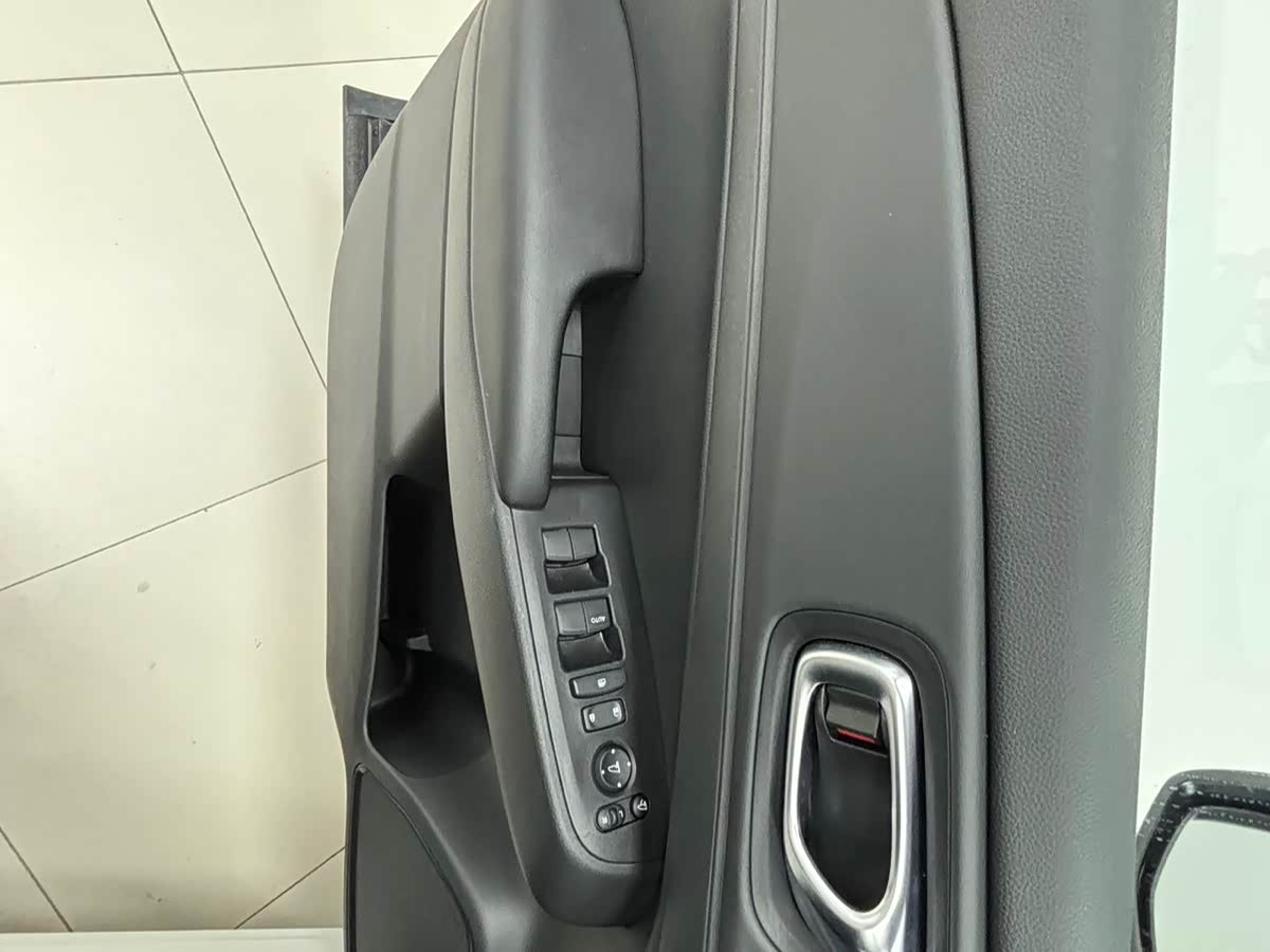 Honda XR-V 1.5 л 2022 г. Белый, пробег 35000 км