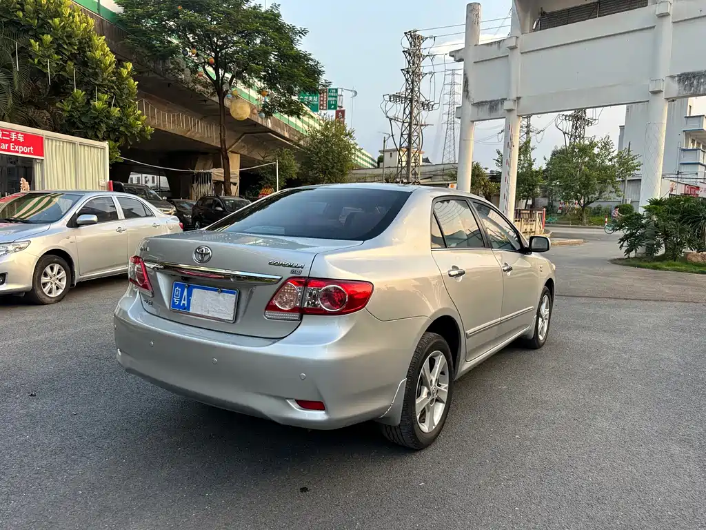 Toyota Corolla — миниатюра 4