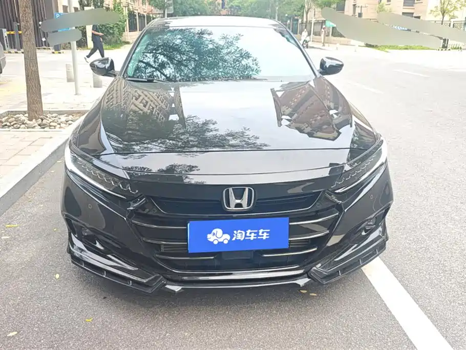Honda Accord 2022 260TURBO Luxury