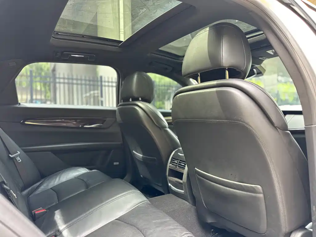 Cadillac CT6 — миниатюра 14