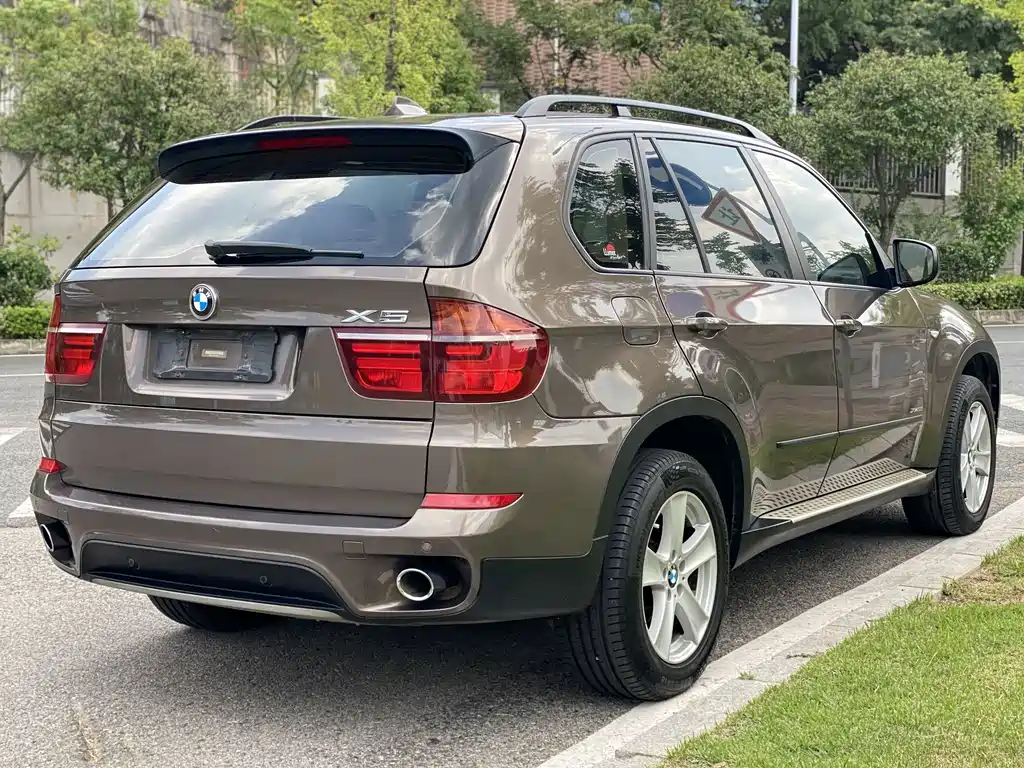 BMW X5 (Import) — миниатюра 6