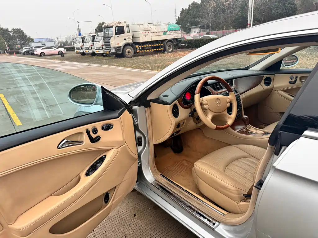 Mercedes-Benz CLS 2007 CLS 350