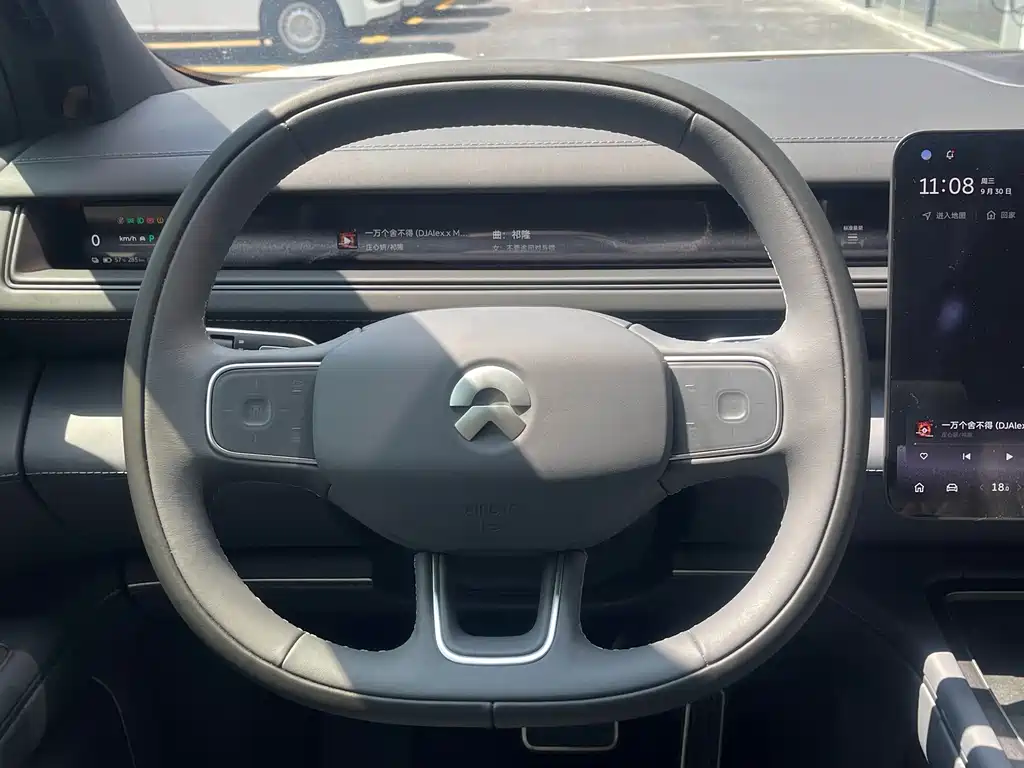 NIO ES8 — миниатюра 18
