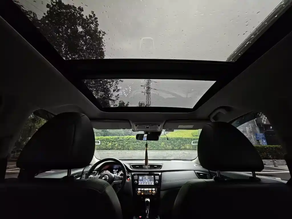 Nissan X-Trail — миниатюра 20