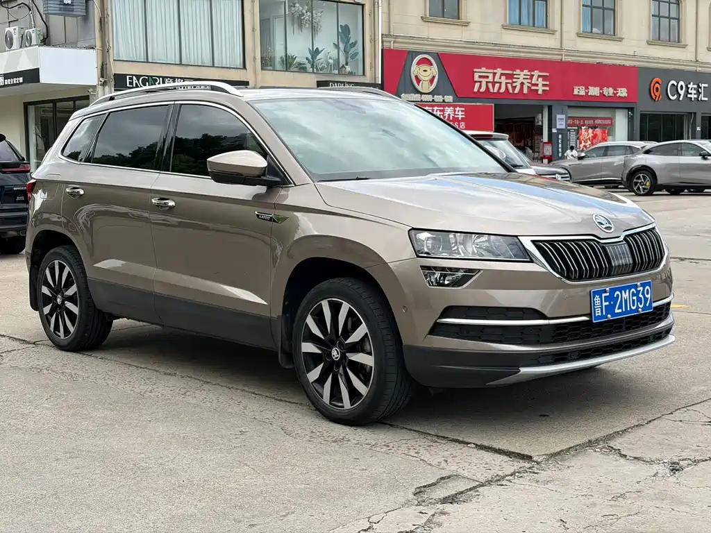 Skoda Karoq — миниатюра 3